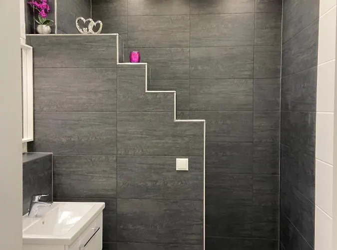 Апартаменти Puppi' S Nest Mit Alpspitzblick In Garmisch- Partenkirchen Гарміш-Партенкірхен